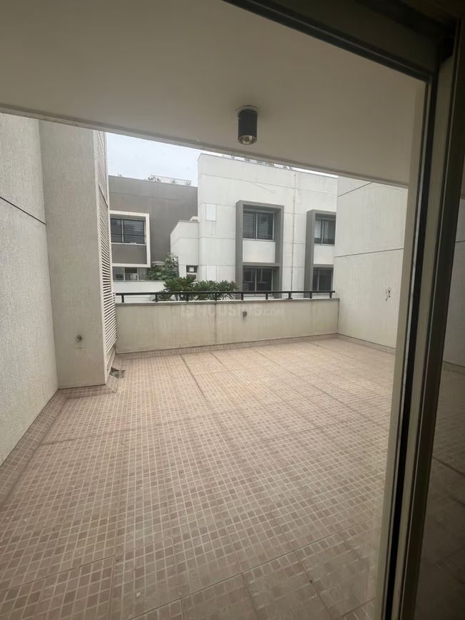 View 10