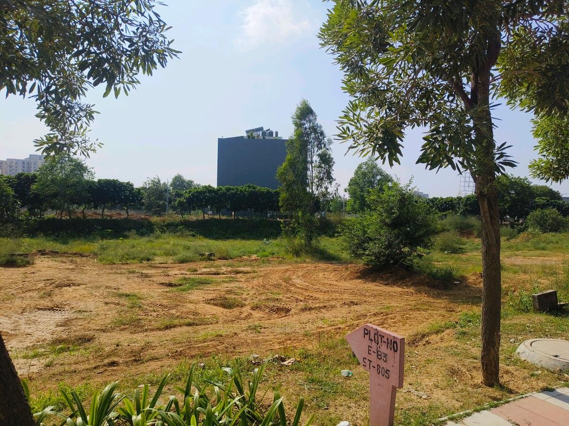 Residential Plot By Orris Infrastructure