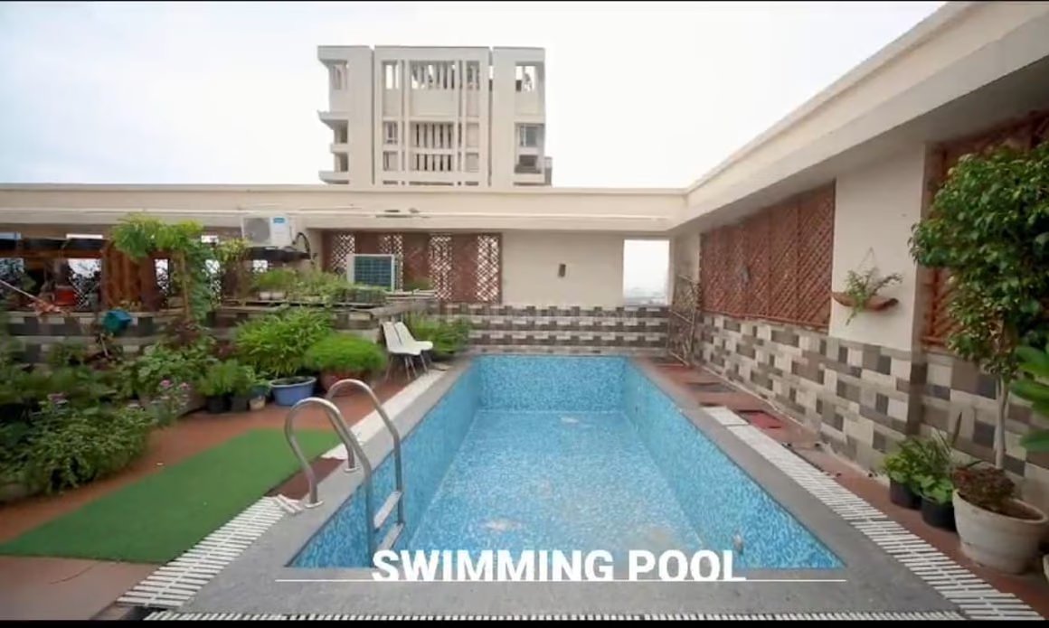 5 BHK Penthouse By Silverglades Group